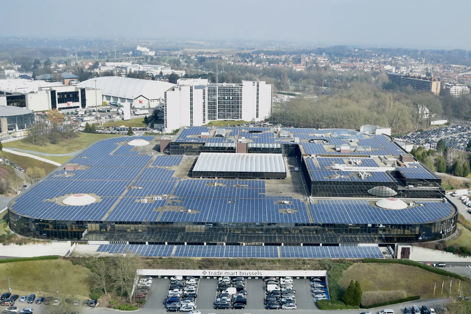 Brusselse daken met zonnepanelen